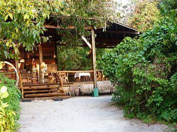 ליברוויל Pongara Lodge מראה חיצוני תמונה